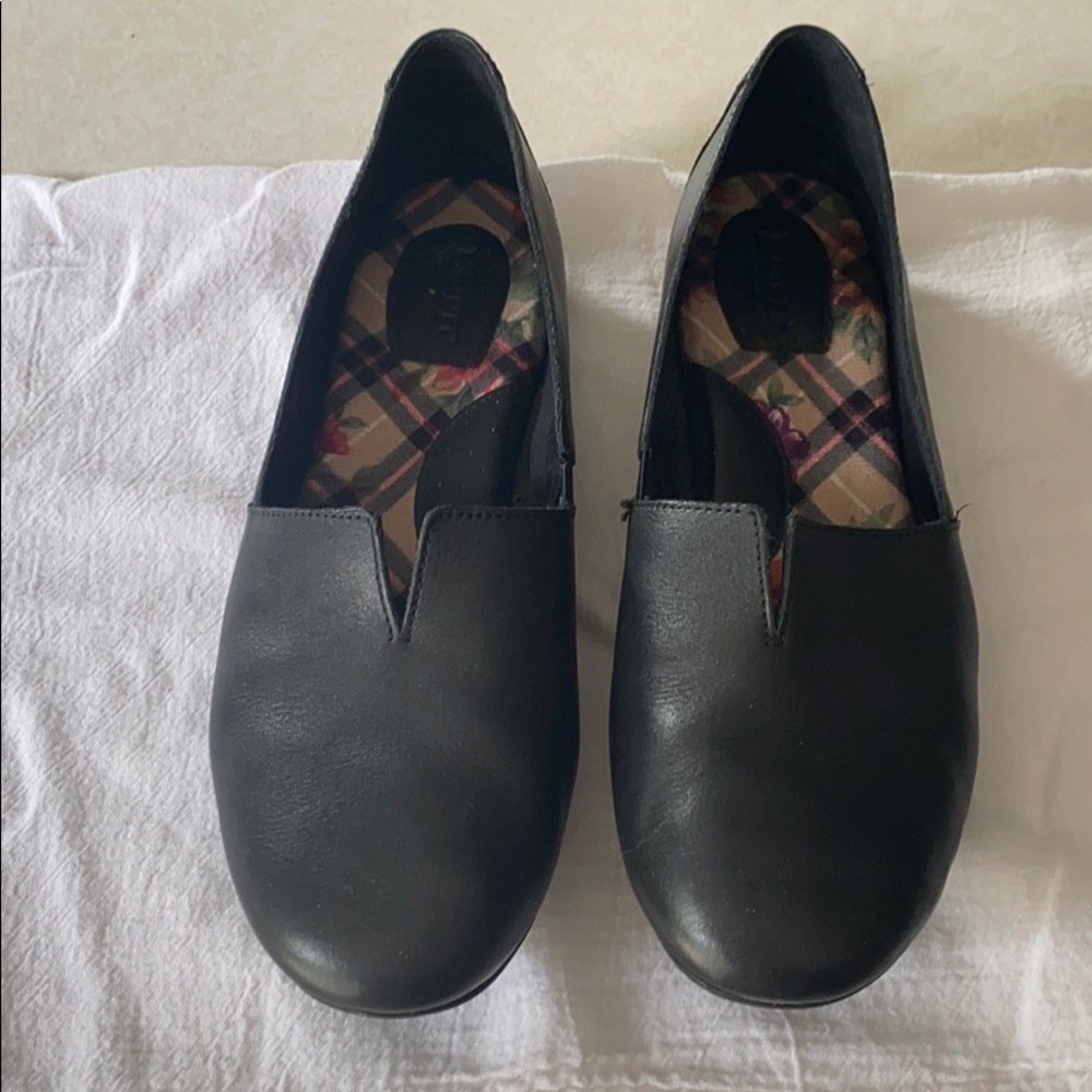 Born everyday flats